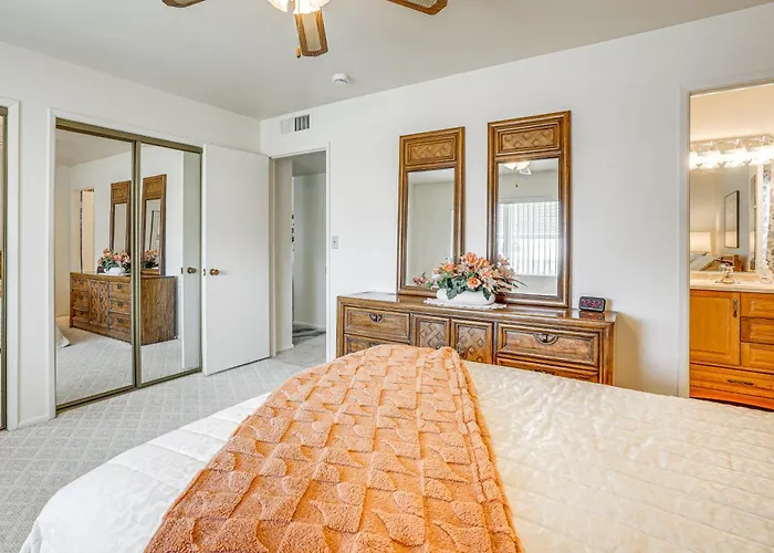 On Sun South Golf Course! Quiet W/ Patio Holiday home *
